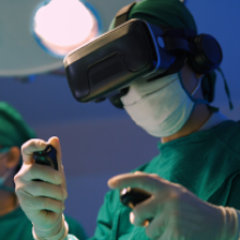 Especialización en Cirugía General UDLA Cirujano simulación quirúrgica