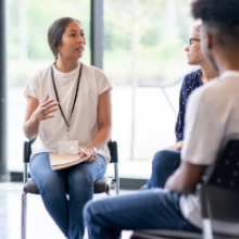 ecuador-estudiante-participando-simulacion-arbitraje