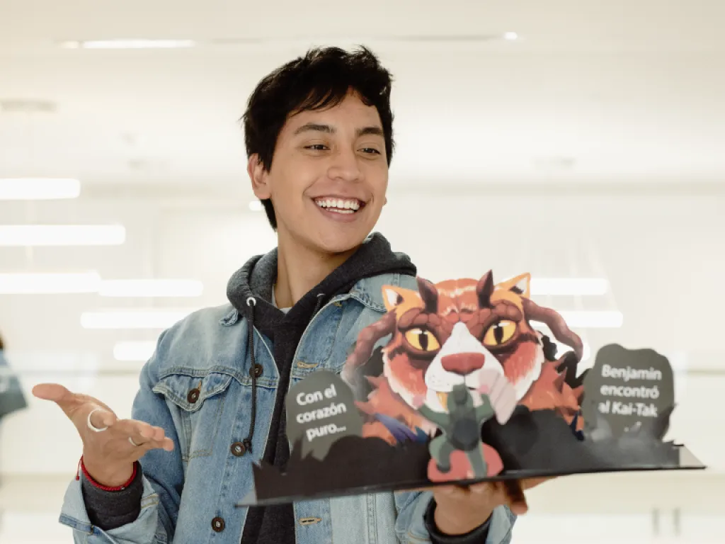 udla-campus-udlapark-estudiantes-diseno-grafico-plegable