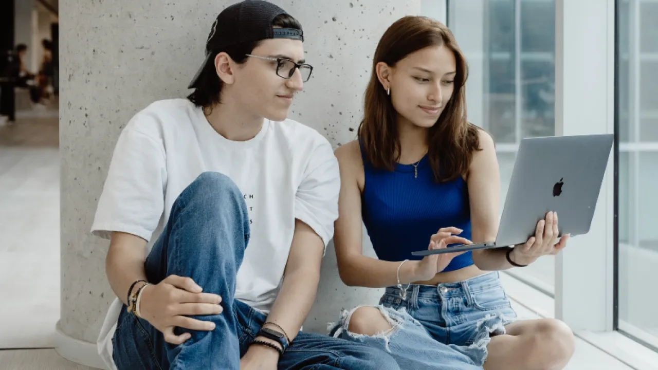 udla-campus-udlapark-estudiantes-negocios-digitales