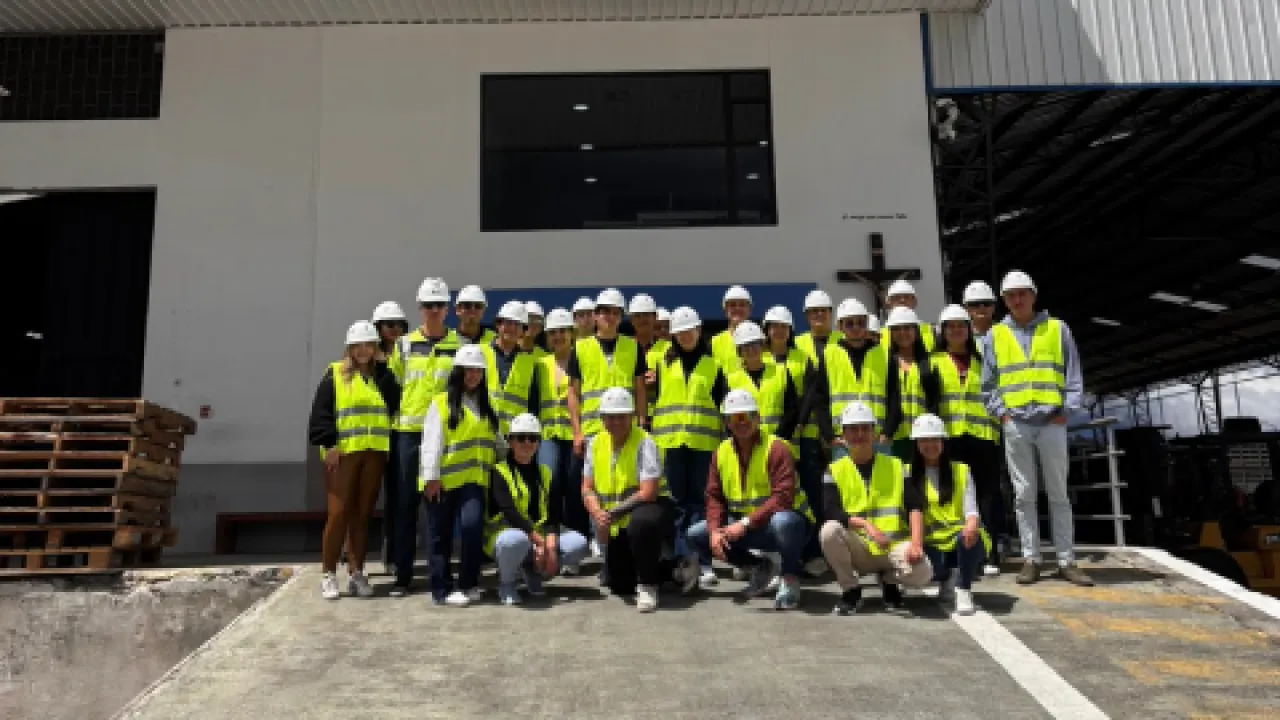 udla-pregrado-negocios-internacionales-tulcan