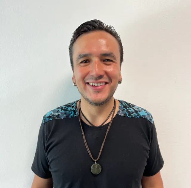 docente-musica-lenin-estrella