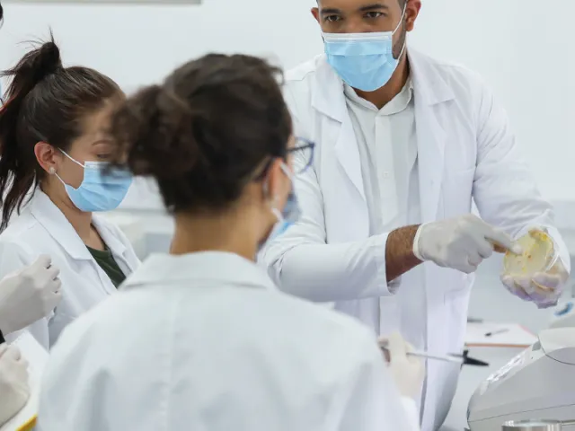 carrera-posgrado-maestria-udla-especializacion-en-gastroenterologia-ecuador-procedimientos-gastroenterologicos